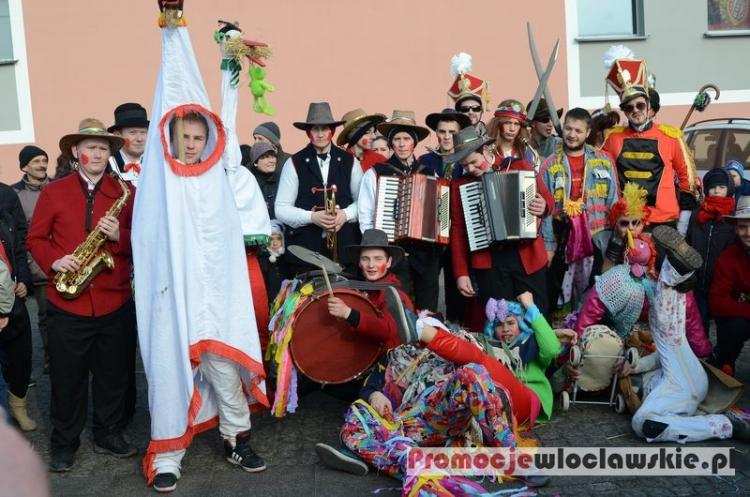 Barwny korowód przeszedł ulicami Włocławka [VIDEO]