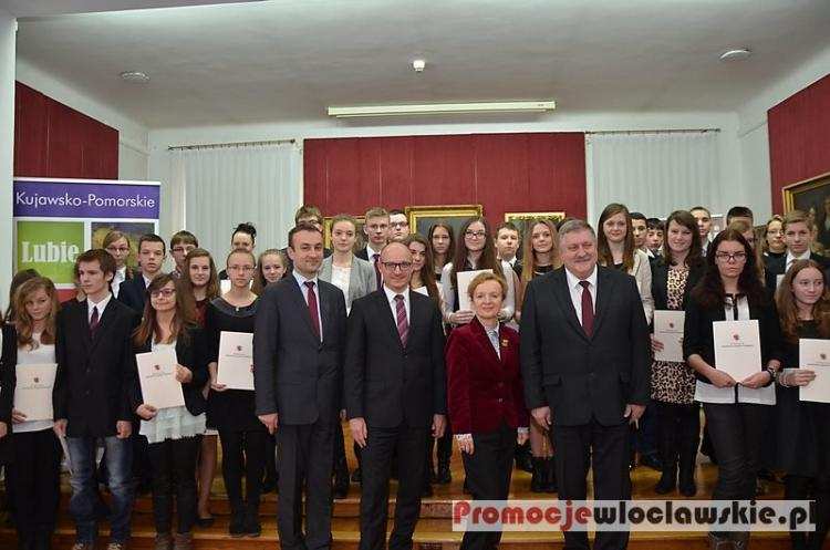 Stypendia dla zdolnych uczniów z Włocławka i powiatu włocławskiego [ZDJĘCIA]