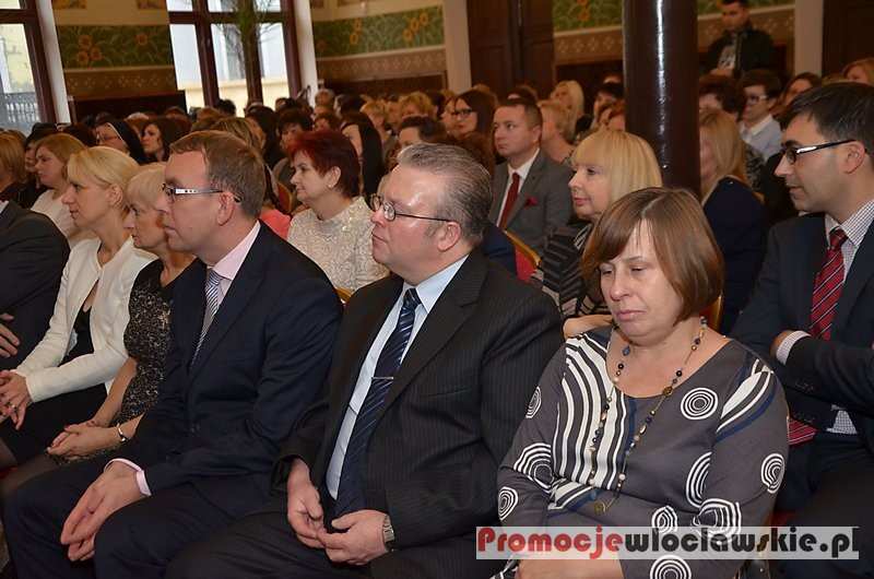 Prezydent Włocławka Andrzej Pałucki nagrodził pracowników socjalnych