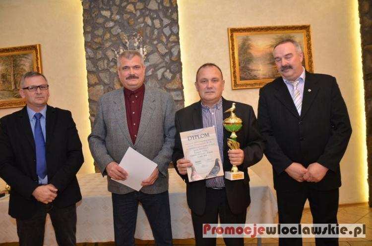 Hodowcy gołębi pocztowych podsumowali działalność w Brześciu Kujawskim