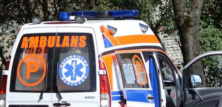 Tragedia na „jedynce”! Pieszy wtargnął pod koła TIR-a