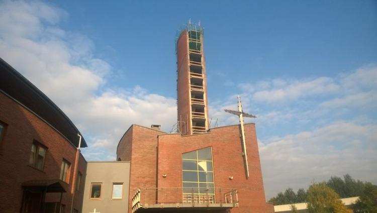 We Włocławku powstaje gigantyczna przeszklona, podświetlona wieża 