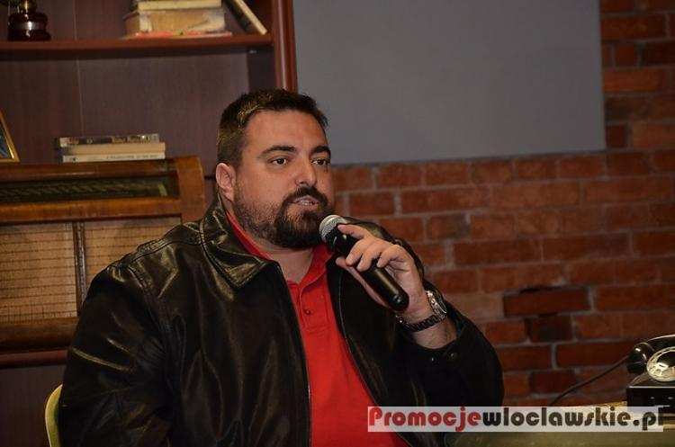 Sekielski pisze kryminał z Lubrańcem w tle.