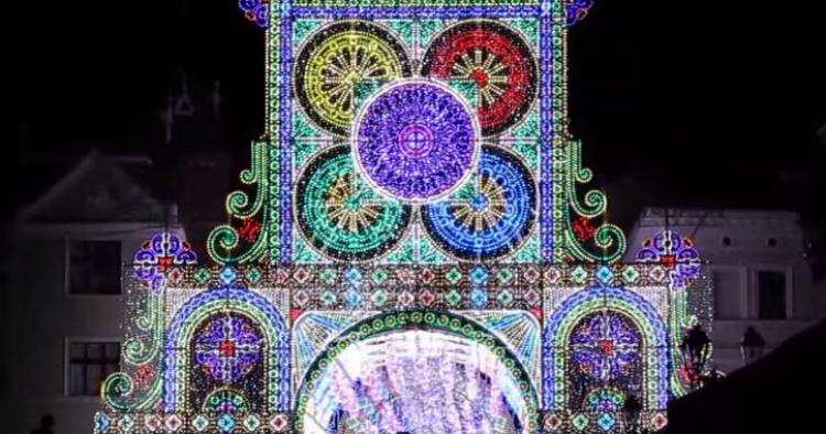 Toruń oczarował! Festiwal światła przyciągnął tłumy [VIDEO]