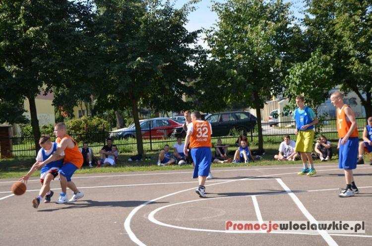 Kibice z H1 wygrywają turniej streetballa!