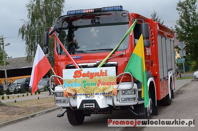 DOŻYNKI PARAFIALNO - GMINNO - POWIATOWE W BARUCHOWIE - Msza św.