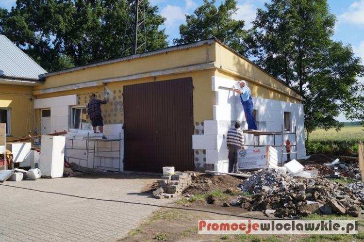 Świetlica w Rakutowie nabiera blasku