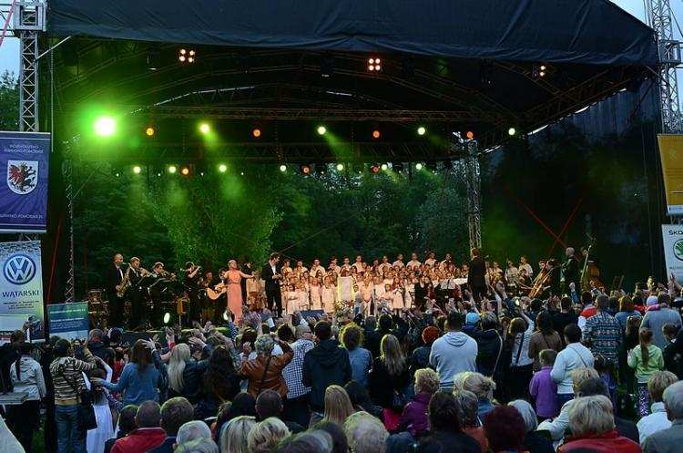 Tłumy Włocławian na Koncercie Uwielbienie [FOTO i VIDEO]