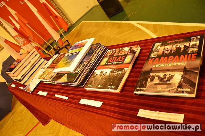 Pożegnanie uczniów klas IV Technikum Agrobiznesu, Rolniczego, Żywienia i Gospodarstwa Domowego cz. 1