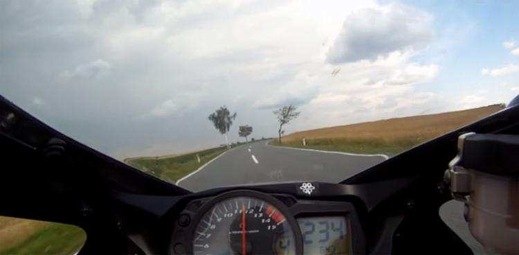 Dramat w Bobrownikach. Ładna pogoda szybka jazda [VIDEO]