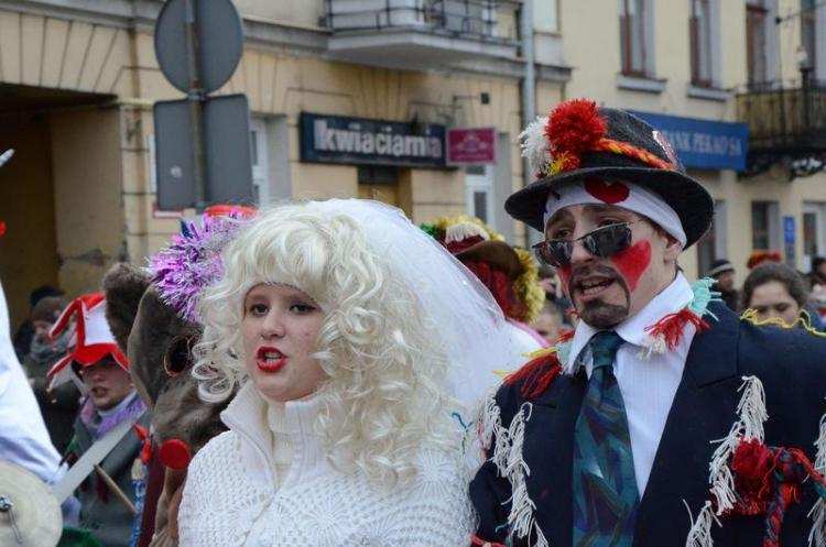 W niedzielę ulicami Włocławka przejdzie jubileuszowy XXV Korowód Grup Zapustnych