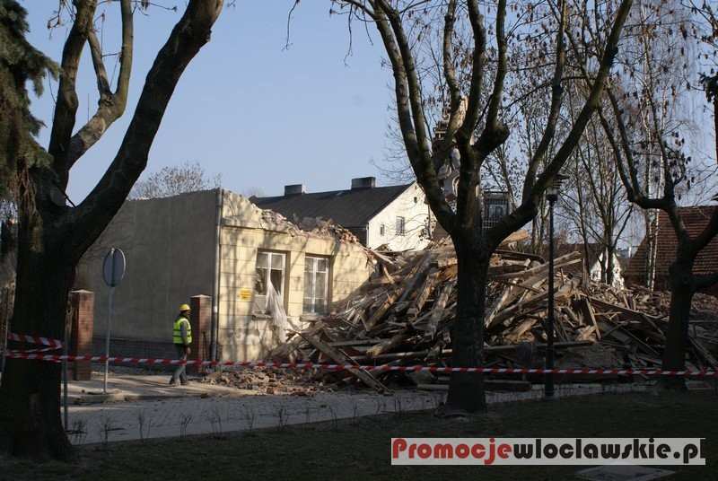 Wyburzyli kamienicę przy Jagiellońskiej we Włocławku
