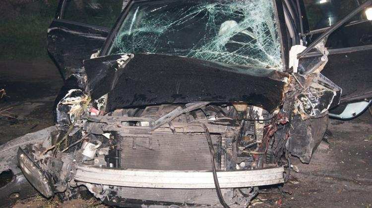  Auto skasowane, kierowca w szpitalu [FOTO]