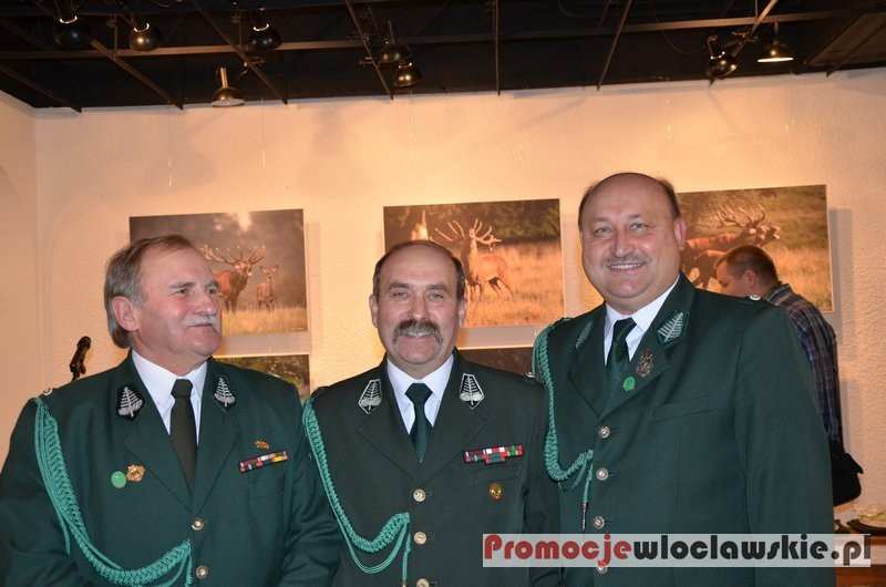 ANDRZEJ WIERZBIENIEC „Co roku rykowisko”