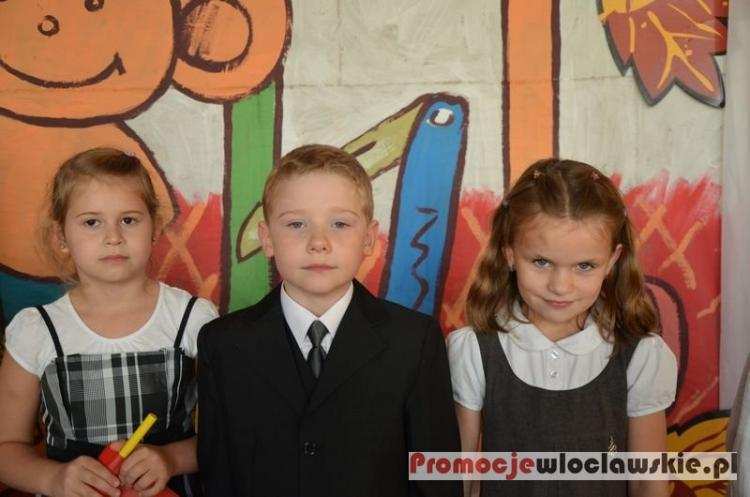 Ślubowanie klas pierwszych w Szkole Podstawowej nr 10 we Włocławku