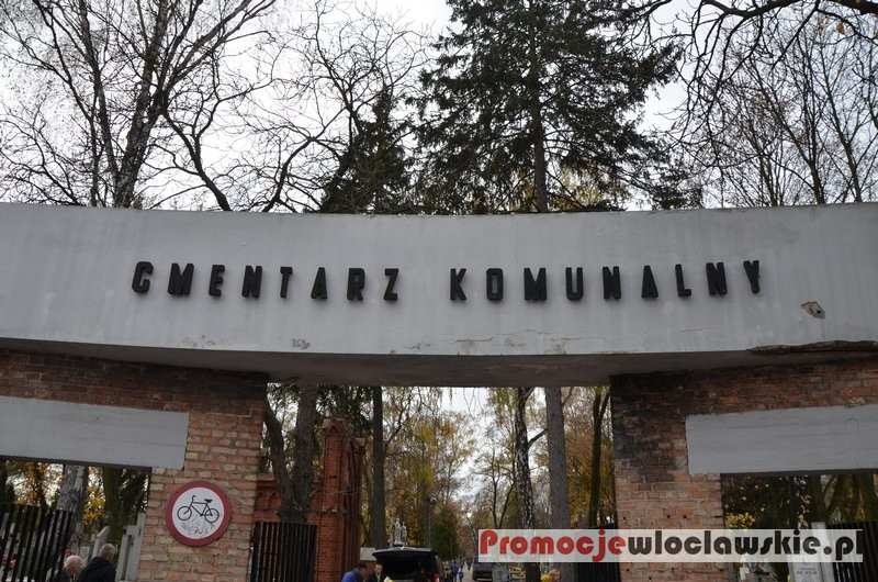 Zapłonęły znicze na grobach wybitnych włocławian.