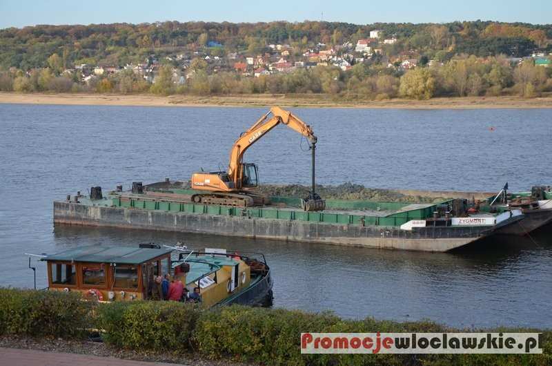 Pływająca scena na Wiśle we Włocławku