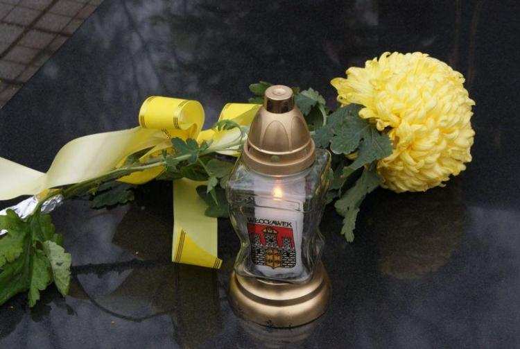 Zasady i tryb korzystania z cmentarzy