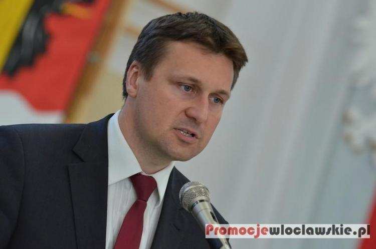 Extra Rypin musi przeprosić posła Łukasza Zbonikowskiego