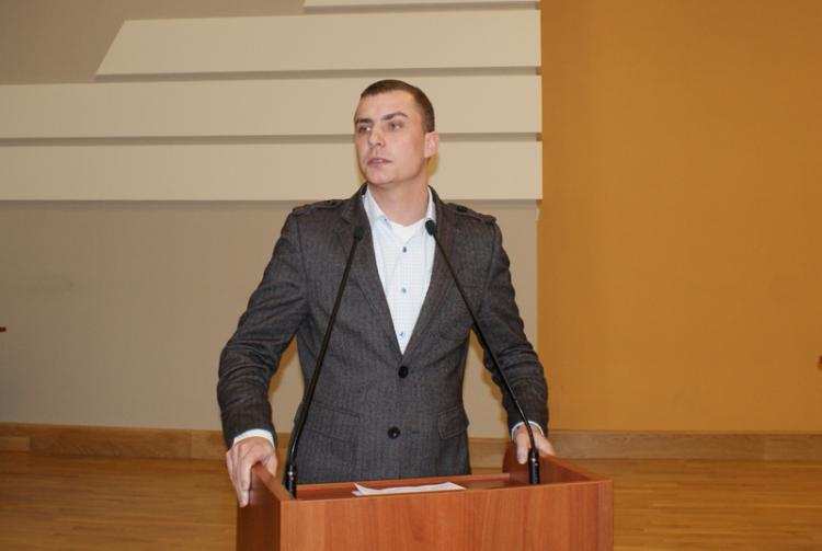 Mam alergię na populizm i ignorancję – wywiad z Krzysztofem Kukuckim.