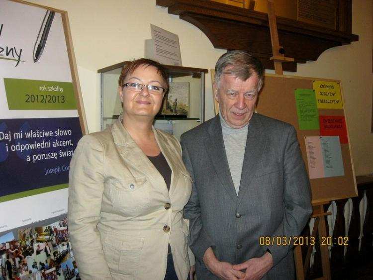Adrianna Kapelak z Gimnazjum w Zakrzewie wyróżniona                                       w Ogólnopo