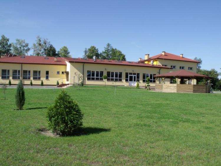 Przedsiębiorcy odwiedzają „Zieloną Szkołę” w Goreniu Dużym