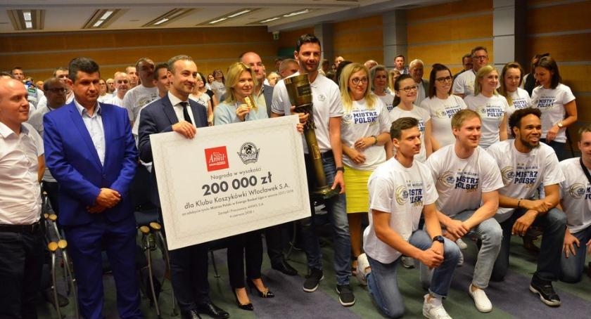 Złote Rottweilery nagrodzone przez ANWIL