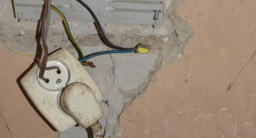 Zrobił „obejście” na liczniku. Amator darmowej energii elektrycznej wpadł po długim czasie