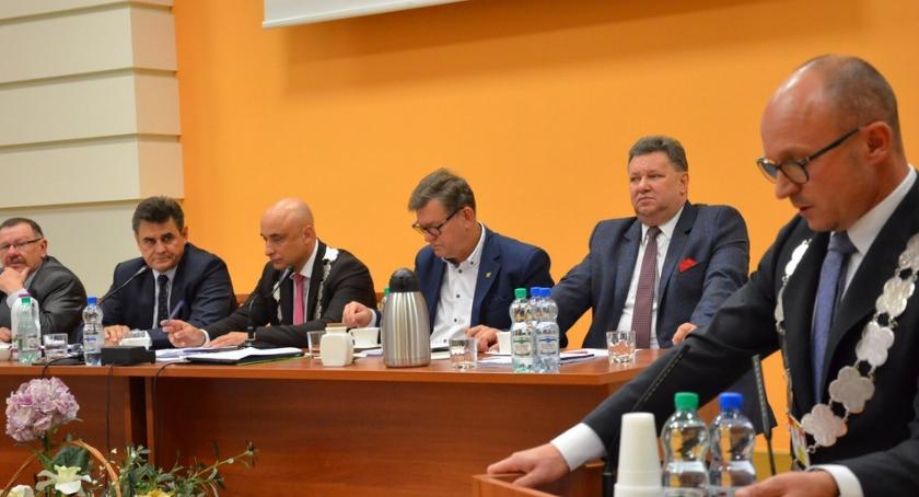 Radni bez diet, Prezydent Włocławka z obniżoną pensją?