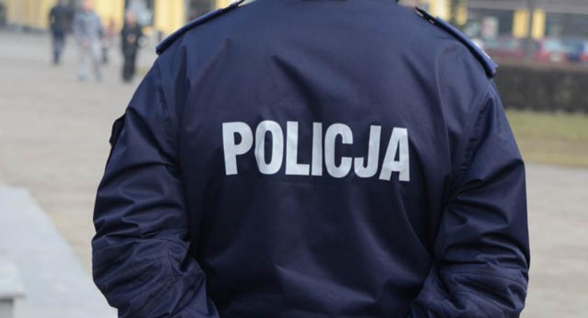 Znieważył policjantów na służbie. Teraz grozi mu nawet ...