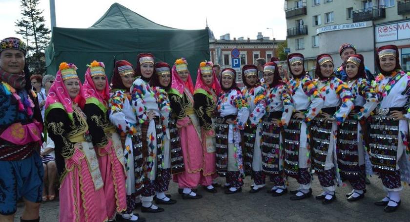 Koncert Zespołu Kujawy i zespołu folklorystycznego  Karagöz z Turcji we Włocławku [ZDJĘCIA]