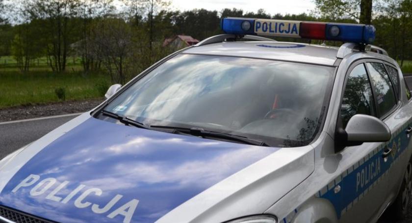 Mogło dojść do tragedii. Samochód dziwnie się poruszał. Okazało się ...