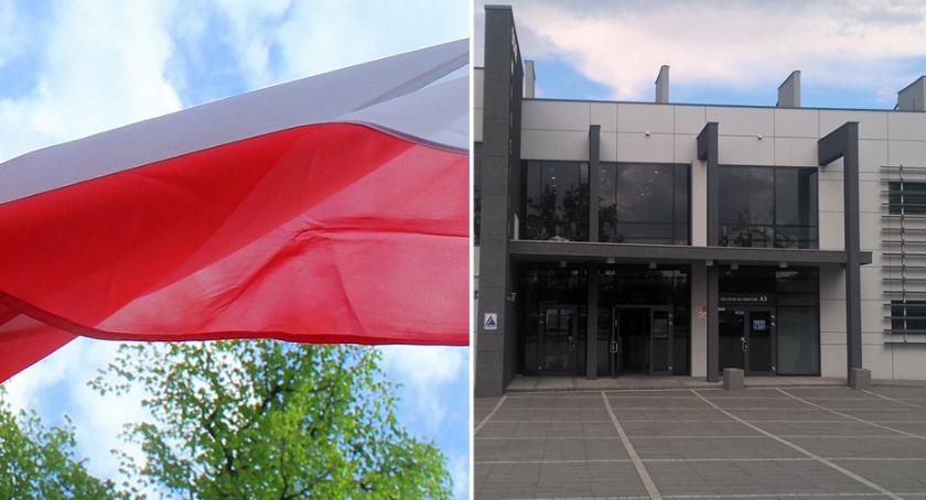 Bicie rekordu Polski w machaniu flagami narodowymi we Włocławku już środę