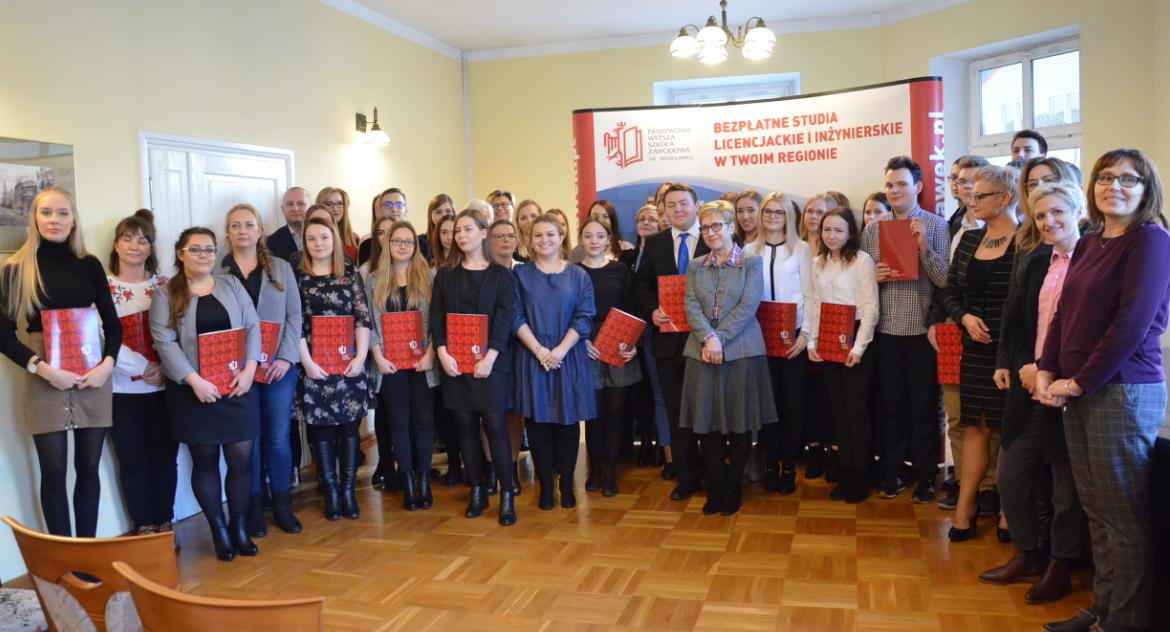 Wręczenie stypendiów studentom PWSZ we Włocławku