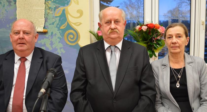 Pierwsza sesja Rady Miejskiej w Lubrańcu. Burmistrz Stanisław Budzyński złożył ślubowanie [FOTO, VID
