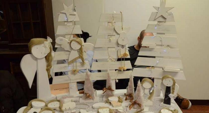 Kiermasz Bożonarodzeniowy 2018 we Włocławku. Nie masz pomysłu na prezent pod choinkę? Przyjdź