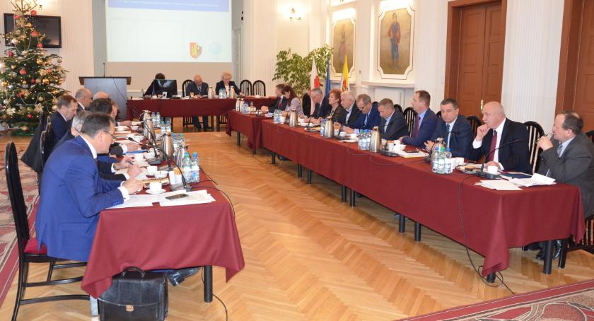 Znamy wysokość wynagrodzenia Starosty Włocławskiego. Będą zmiany na stanowiskach?