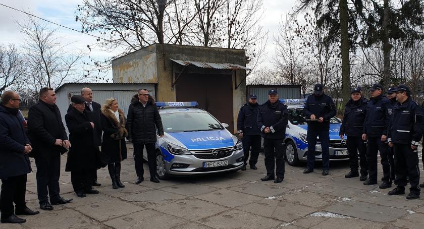 Komisariat w Brześciu Kujawskim dostał 2 nowe radiowozy [FOTO]
