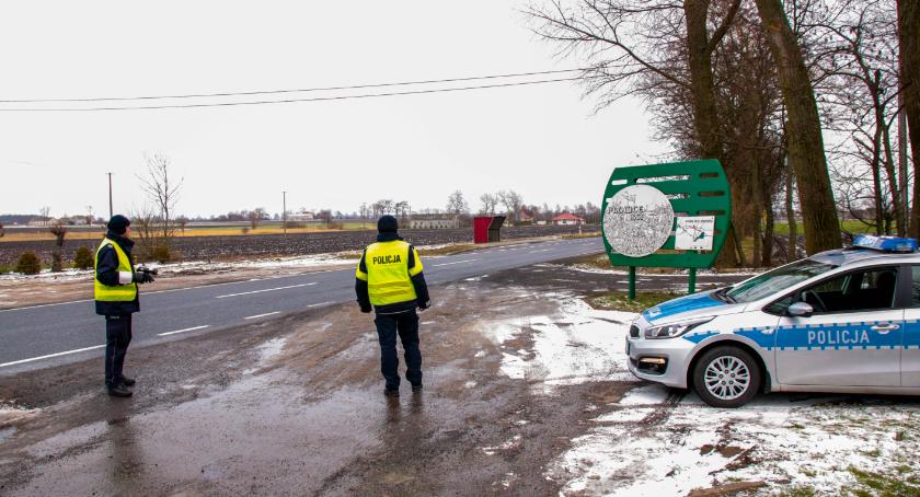 Kaskadowy pomiar prędkości na DK 62. Policjanci ujawnili 24 przekroczenia [FOTO]