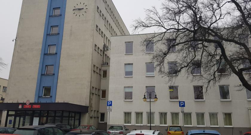 Urząd Miasta we Włocławku szuka chętnych na stanowiska dyrektorów. To nie koniec