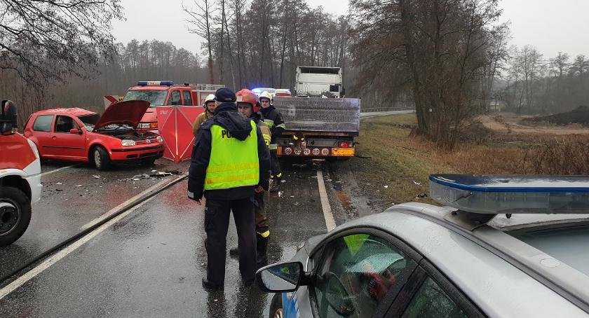Śmiertelny wypadek na trasie Brześć Kujawski - Włocławek. Nie żyje 20-latka