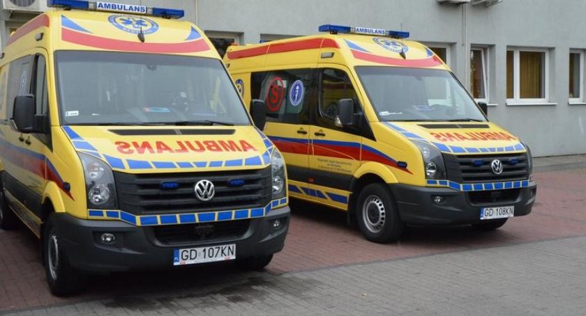 Tragedia na ul. Związków Zawodowych we Włocławku. Mężczyzna zmarł po reanimacji