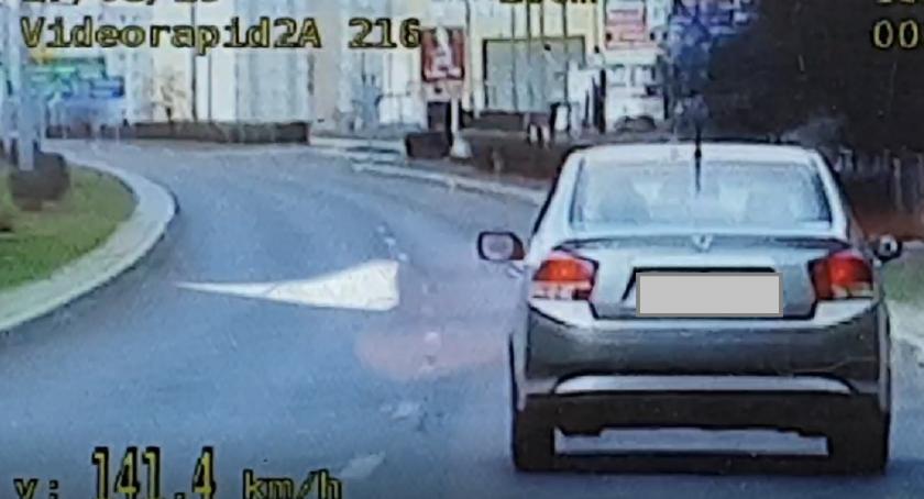 Ponad 140 km/h na terenie zabudowanym we Włocławku [VIDEO]