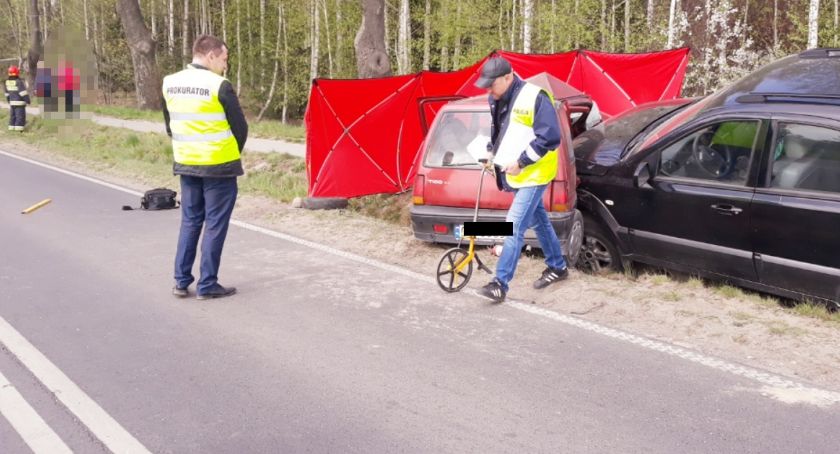 Tragiczne zderzenie Daewoo i Kia. Nie żyje pasażer jednego z aut [FOTO]