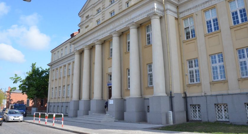 Matura 2019 we Włocławku. Egzamin z matematyki i kolejne alarmy bombowe w szkołach