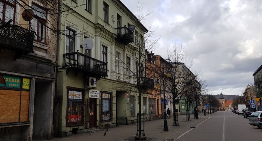 Bójka na 3 Maja we Włocławku. Użyto miotacza gazu