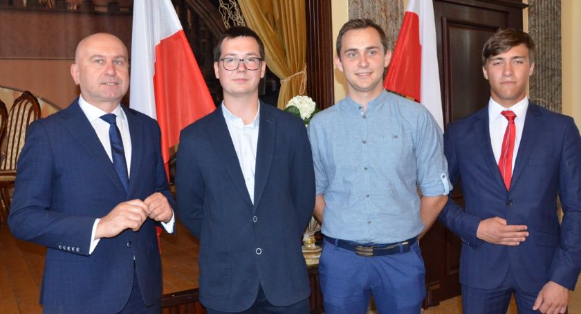 Gala laureatów i finalistów olimpiad i turniejów 2019 w Pałacu Bursztynowym we Włocławku