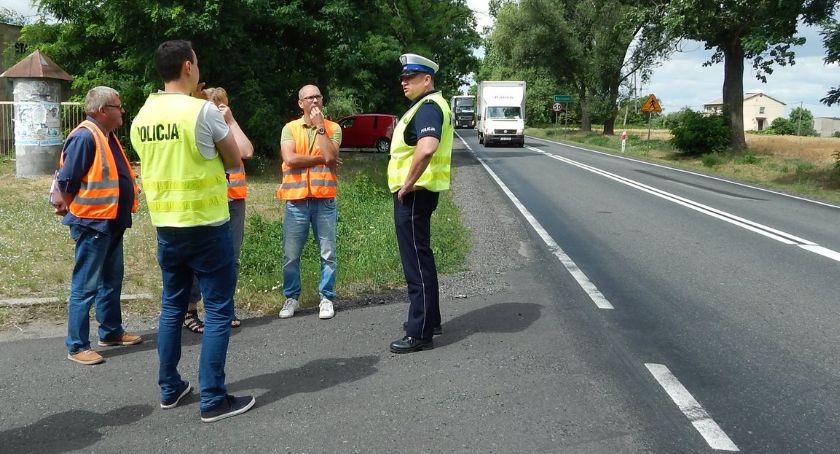Tragiczny wypadek w Borucinku na DK62. Zginęła 16-letnia dziewczyna