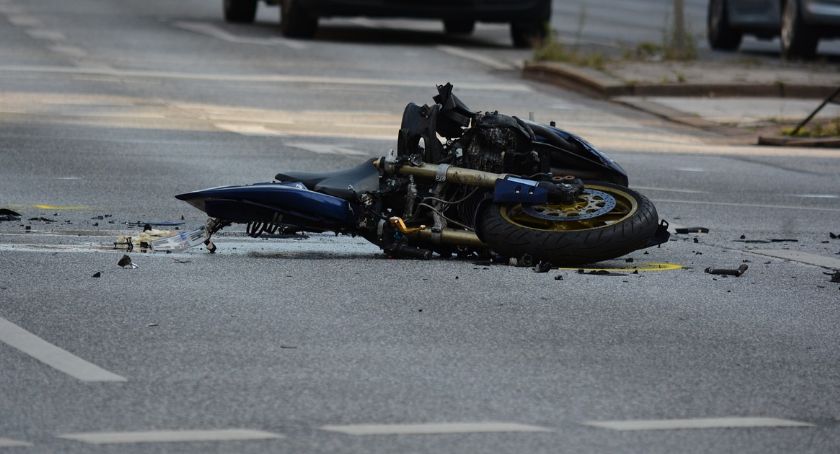 Wypadek z udziałem 18-letniego motocyklisty w Kruszynie w Gminie Włocławek