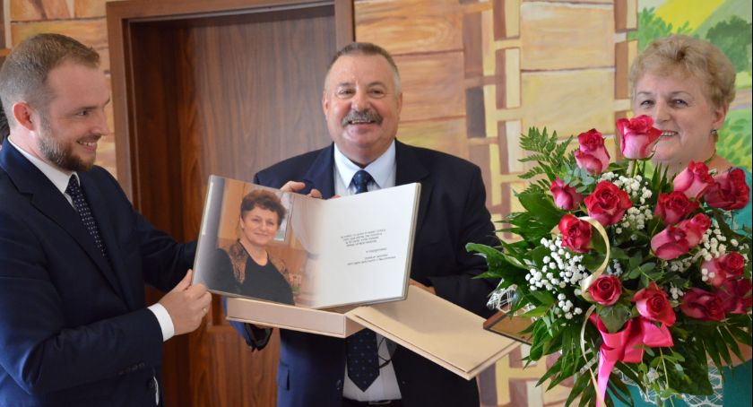 Pożegnanie sekretarza Gminy Baruchowo i odznaczenia dla zasłużonych. Za nami uroczysta sesja [ZDJĘCIA]
